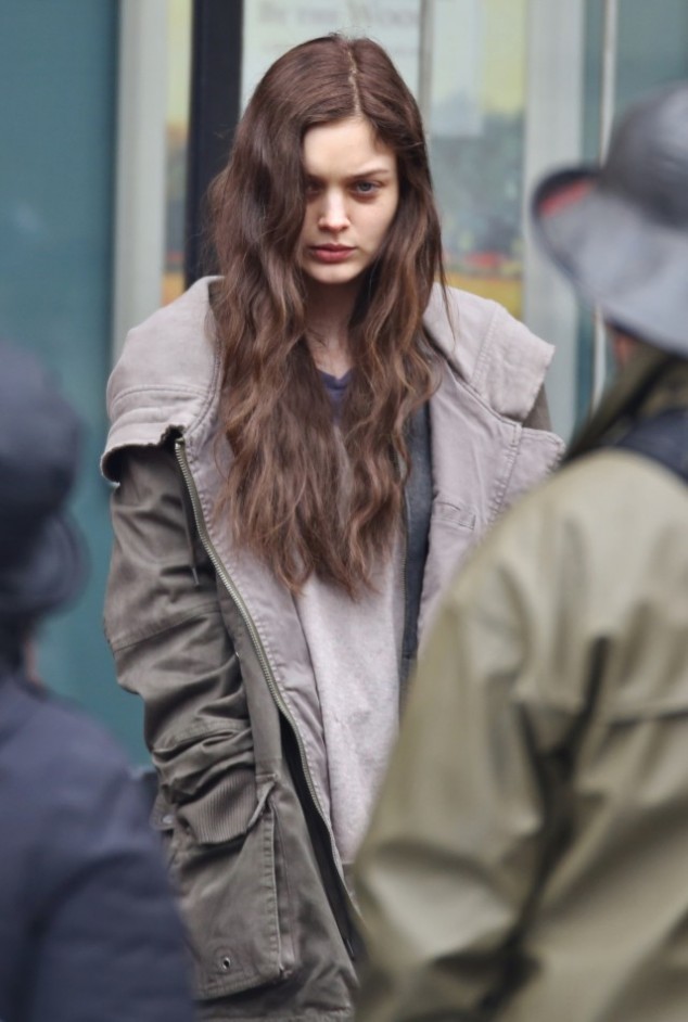 51985395 Stars are spotted on the set of 'Fifty Shades Darker' in Vancouver, Canada on March 2, 2016. Stars are spotted on the set of 'Fifty Shades Darker' in Vancouver, Canada on March 2, 2016. Pictured: Bella Heathcote FameFlynet, Inc - Beverly Hills, CA, USA - +1 (310) 505-9876