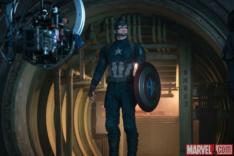 marvel-releases-9-new-photos-from-captain-america-civil-war