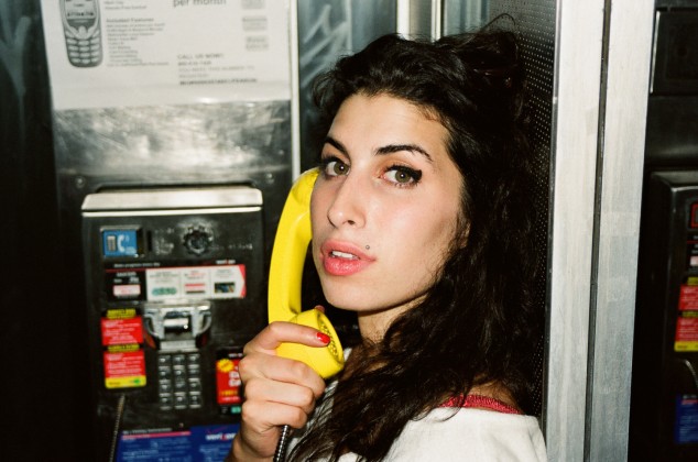 unseen-photos-of-a-young-amy-winehouse-were-the-happy-result-of-a-huge-thunderstorm-body-image-1463378999