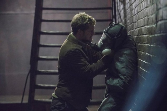 new-photos-from-marvels-the-defenders-feature-iron-fist-and-jessica-jones