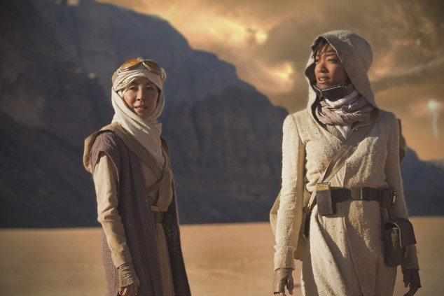 Pictured (l-r): Michelle Yeoh as Captain Philippa Georgiou;  Sonequa Martin-Green as First Officer Michael Burnham. STAR TREK: DISCOVERY coming to CBS All Access. Photo Cr: Dalia Naber.  © 2017 CBS Interactive. All Rights Reserved.